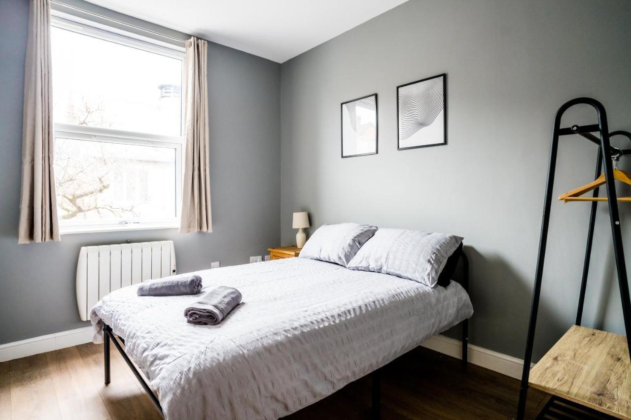 Harrow Road Stay Central+Parking レスター エクステリア 写真